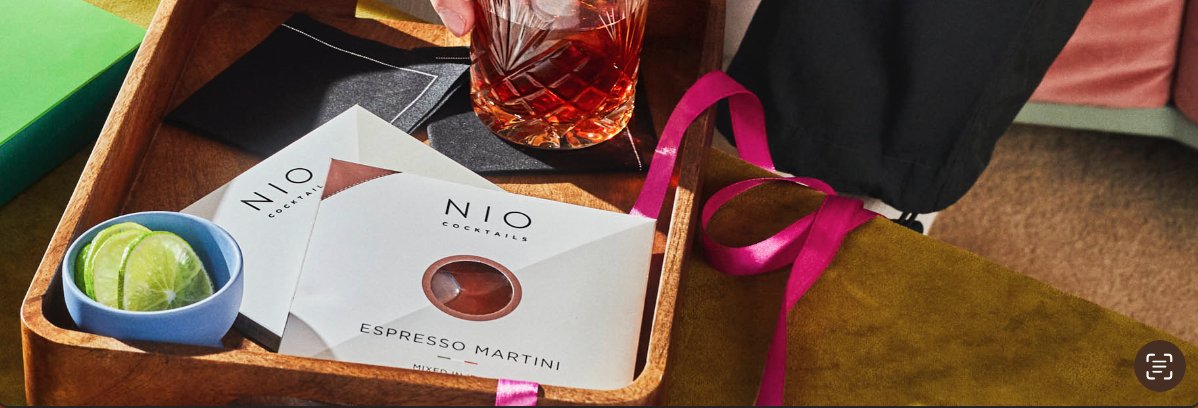 Do you love hanging out with your friends after dinner? NIO Cocktails has produced a box with smooth, mellow cocktails just for you. Here are the perfect sweet combinations for relaxing evenings.
